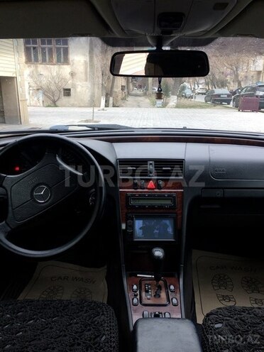 Mercedes C 200 1999, 225,000 km - 2.0 l - Bakı