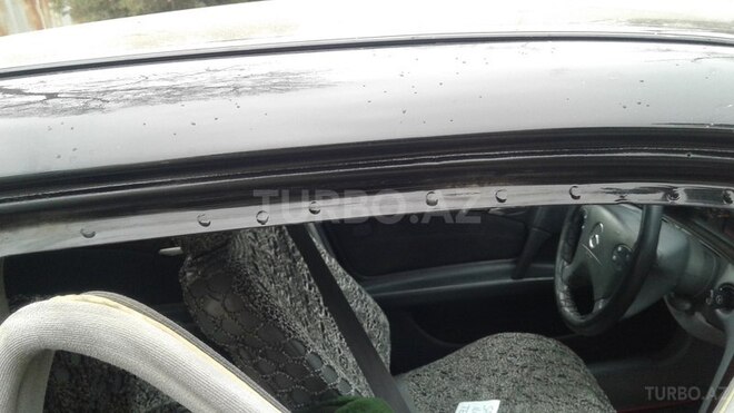 Mercedes E 270 2000, 208,523 km - 2.7 l - Bakı