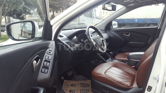 Hyundai ix35 2010, 97,000 km - 2.4 л - Sumqayıt