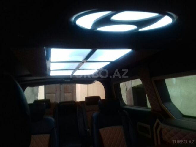 Hyundai H-1 2009, 135,000 km - 2.5 l - Bakı