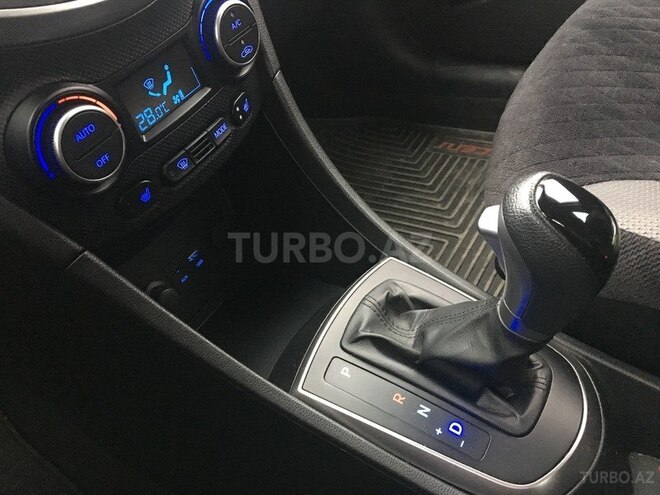 Hyundai Accent 2014, 30,000 km - 1.4 l - Bakı