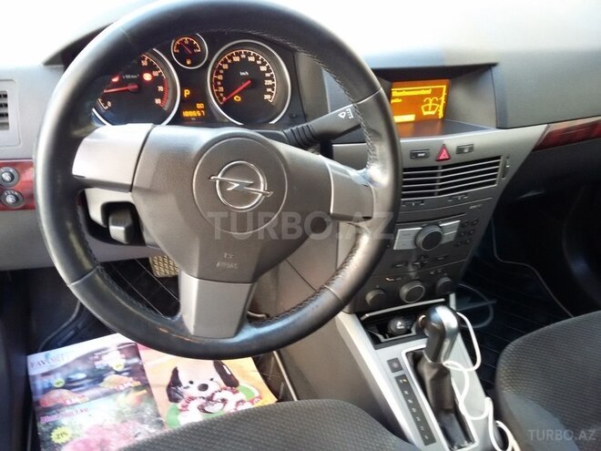 Opel Astra 2004, 198,000 km - 1.8 l - Bakı