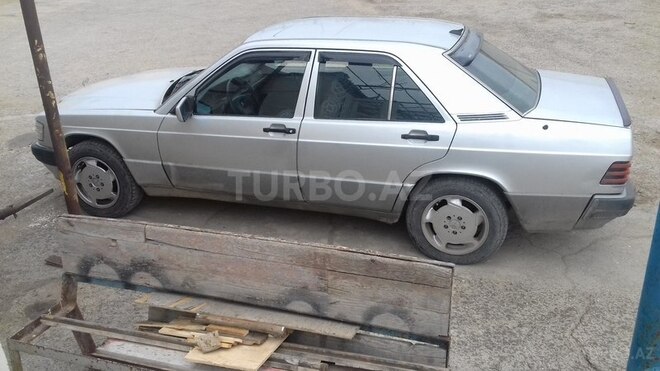 Mercedes 190 1991, 225,030 km - 2.0 л - Bakı