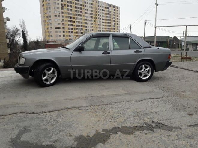 Mercedes 190 1990, 45,000 km - 2.3 л - Bakı