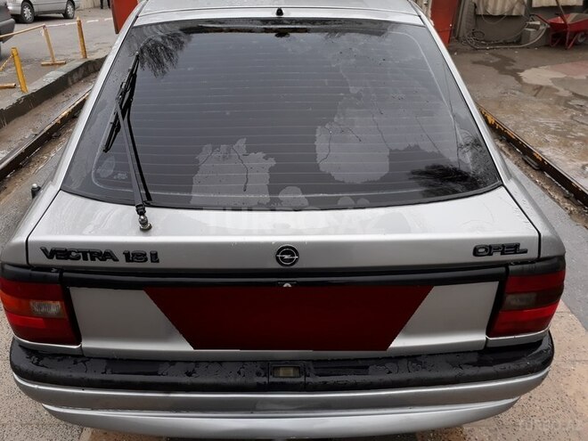 Opel Vectra 1992, 35,800 km - 1.8 л - Bakı