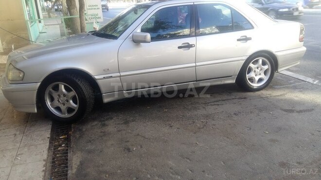 Mercedes C 240 1997, 260,000 km - 2.4 l - Bakı