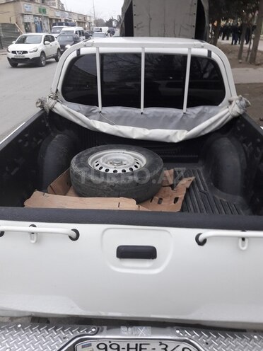 Mitsubishi L200 2007, 137,000 km - 2.5 l - Bakı
