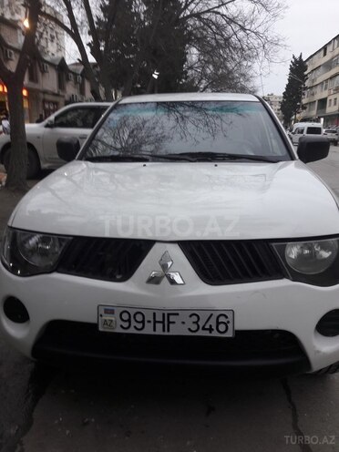 Mitsubishi L200 2007, 137,000 km - 2.5 l - Bakı