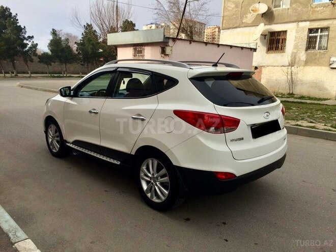 Hyundai ix35 2010, 126,314 km - 2.4 л - Sumqayıt