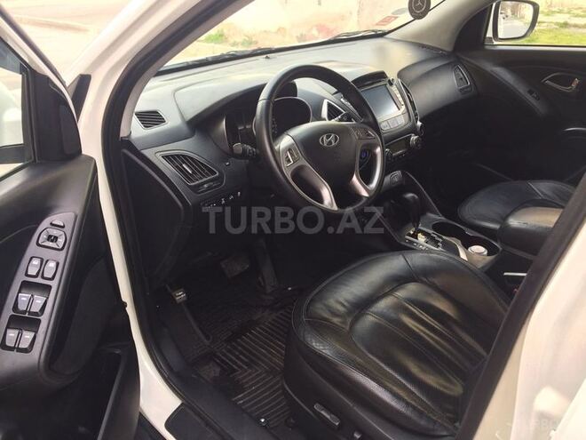 Hyundai ix35 2010, 126,314 km - 2.4 л - Sumqayıt