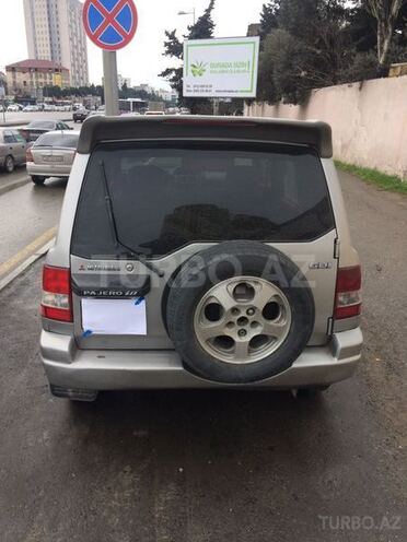 Mitsubishi Pajero io 1998, 235,987 km - 1.8 л - Bakı