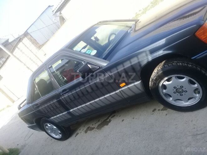 Mercedes 190 1991, 383,000 km - 2.3 l - Sumqayıt