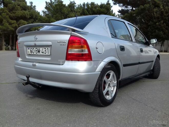 Opel Astra 2000, 200,000 km - 1.6 l - Bakı