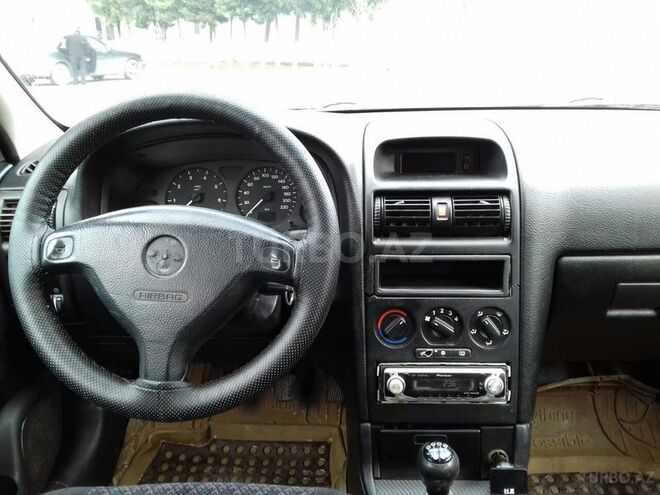 Opel Astra 2000, 200,000 km - 1.6 l - Bakı