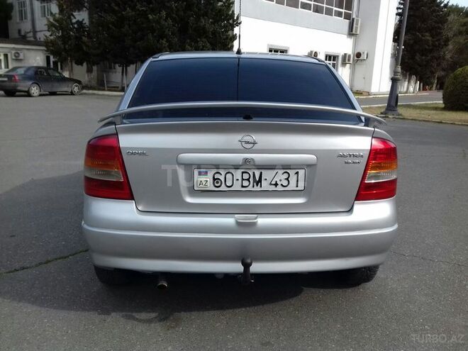 Opel Astra 2000, 200,000 km - 1.6 l - Bakı