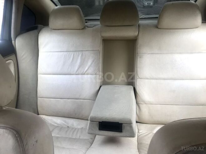 Volkswagen Passat 2001, 174,000 km - 1.8 l - Bakı