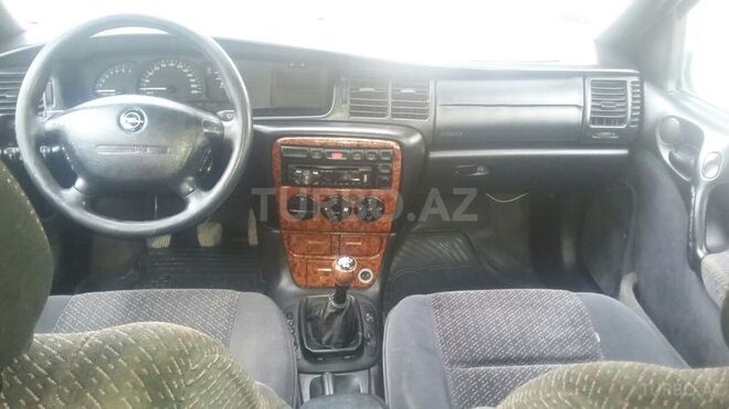 Opel Vectra 1996, 304,785 km - 1.8 л - Bakı