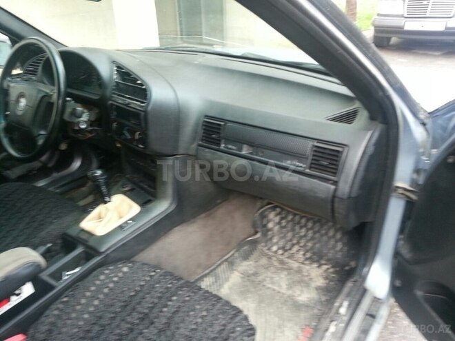 BMW 320 1993, 365,000 km - 2.0 l - Bakı
