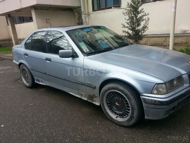BMW 320 1993, 365,000 km - 2.0 l - Bakı