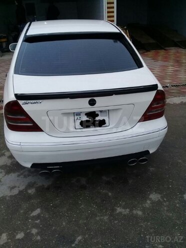 Mercedes C 200 2003, 334,756 km - 2.0 l - Bakı