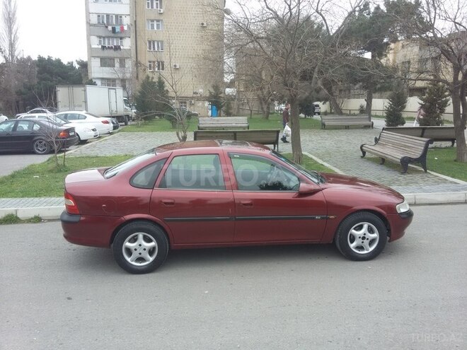 Opel Vectra 1996, 213,682 km - 1.8 l - Bakı