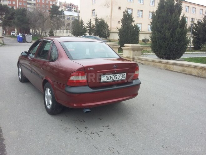 Opel Vectra 1996, 213,682 km - 1.8 l - Bakı