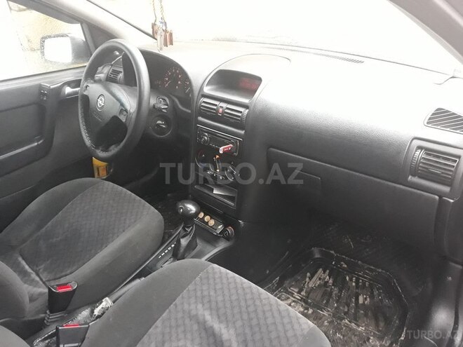 Opel Astra 2001, 210,000 km - 1.6 л - Xaçmaz