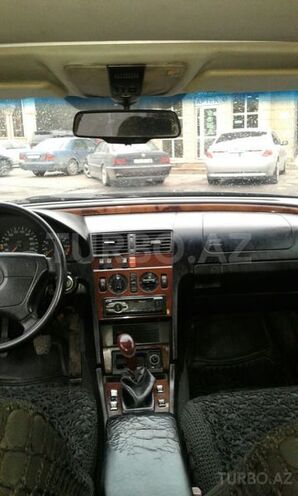 Mercedes C 180 1995, 245,000 km - 1.8 l - Bakı