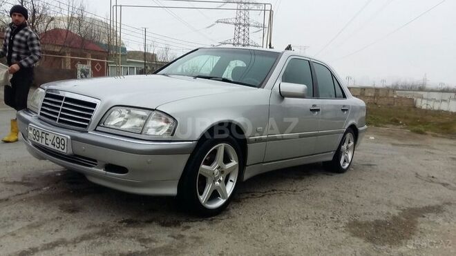 Mercedes C 240 1999, 124,000 km - 2.4 l - Bakı