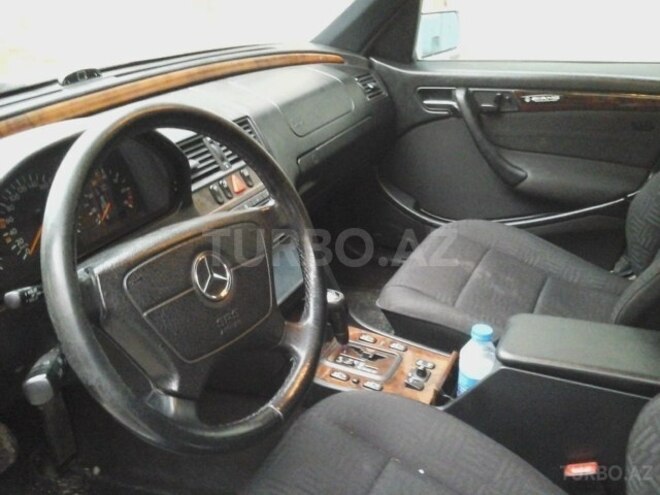 Mercedes C 240 1999, 124,000 km - 2.4 l - Bakı