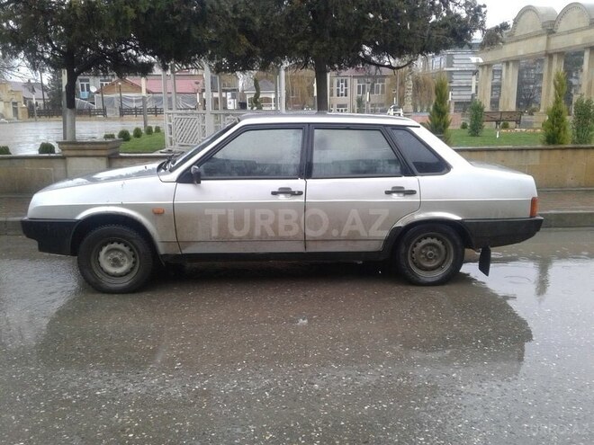 LADA (VAZ) 21099 2002, 180,000 km - 1.5 l - Quba