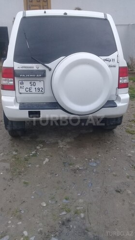 Mitsubishi Pajero io 2001, 144,538 km - 2.0 l - Salyan