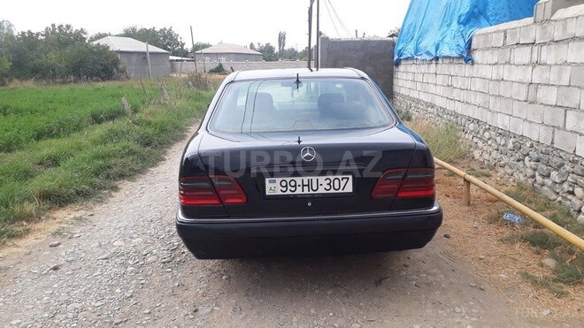 Mercedes E 240 1998, 370,229 km - 0.2 л - Mingəçevir
