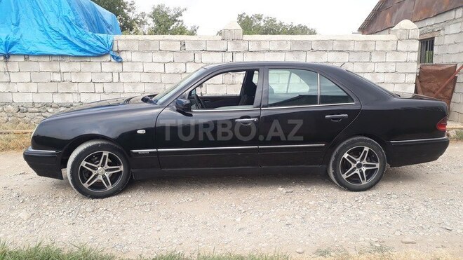 Mercedes E 240 1998, 370,229 km - 0.2 л - Mingəçevir