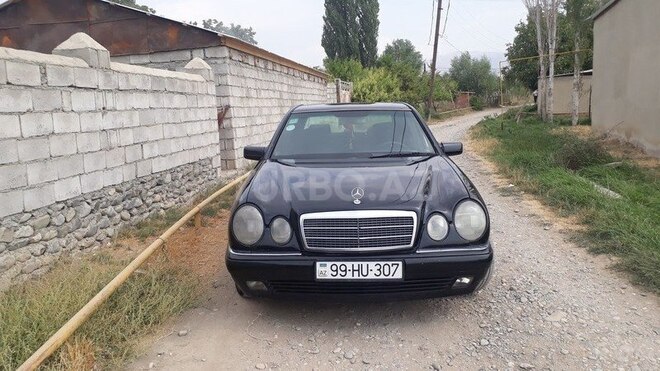 Mercedes E 240 1998, 370,229 km - 0.2 л - Mingəçevir