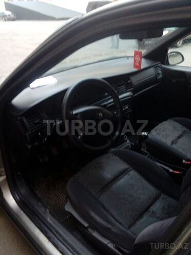Opel Vectra 1996, 203,000 km - 1.8 l - Bakı