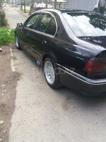 BMW 520 1996, 333,000 km - 2.0 l - Bakı