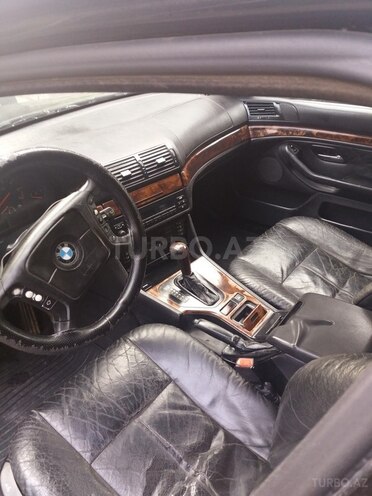BMW 520 1996, 333,000 km - 2.0 l - Bakı