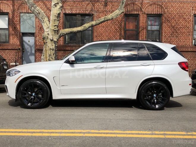 BMW X5 2017, 11,000 km - 0.3 л - Bakı