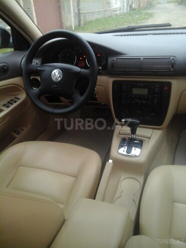 Volkswagen Passat 2004, 196,000 km - 1.8 l - Bakı