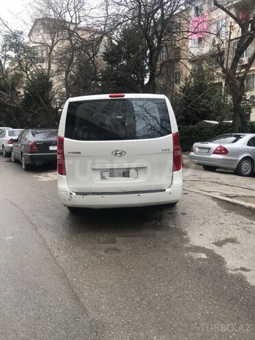 Hyundai H-1 2009, 330,457 km - 2.5 l - Bakı