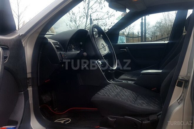 Mercedes C 220 2000, 363,800 km - 2.2 л - Qəbələ