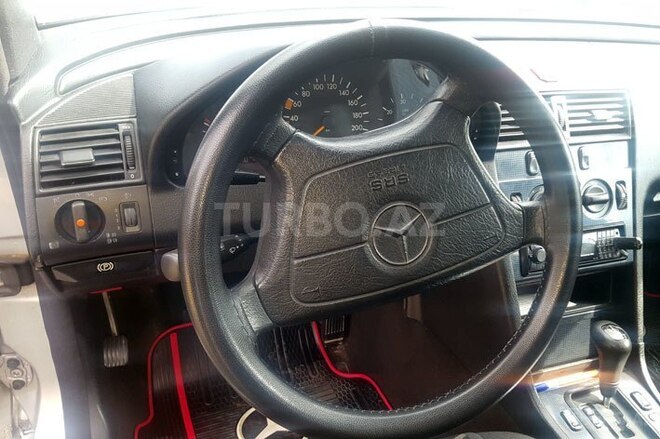 Mercedes C 220 2000, 363,800 km - 2.2 л - Qəbələ
