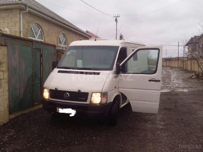 Volkswagen Caravelle 2002, 337,000 km - 2.5 л - Sabirabad