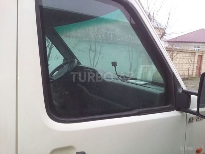 Volkswagen Caravelle 2002, 337,000 km - 2.5 л - Sabirabad