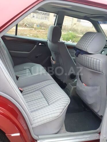 Mercedes E 200 1992, 352,000 km - 2.0 l - Bakı