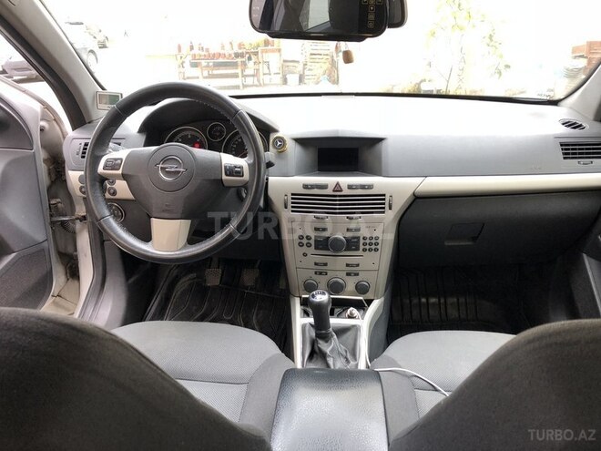 Opel Astra 2007, 325,000 km - 1.9 l - Bakı