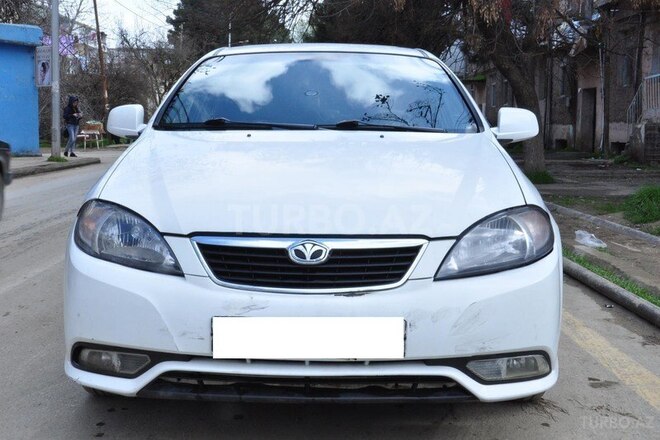Daewoo Gentra 2014, 200,000 km - 1.5 l - Şirvan
