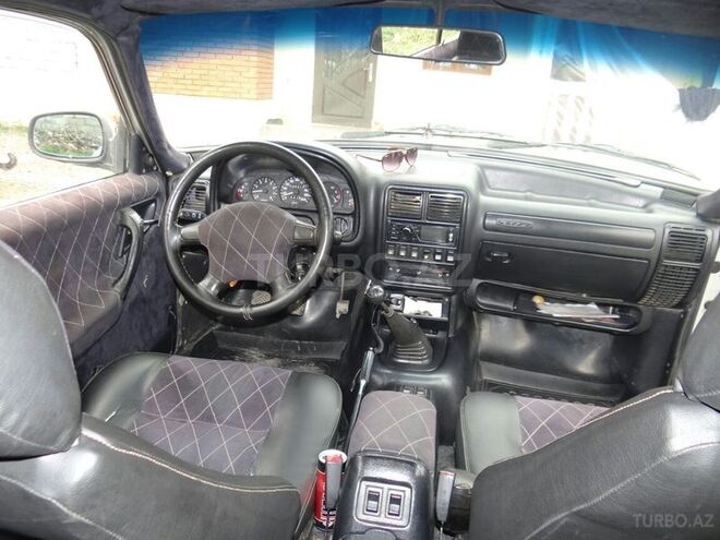 GAZ 3110 2003, 180,000 km - 2.3 l - Lənkəran