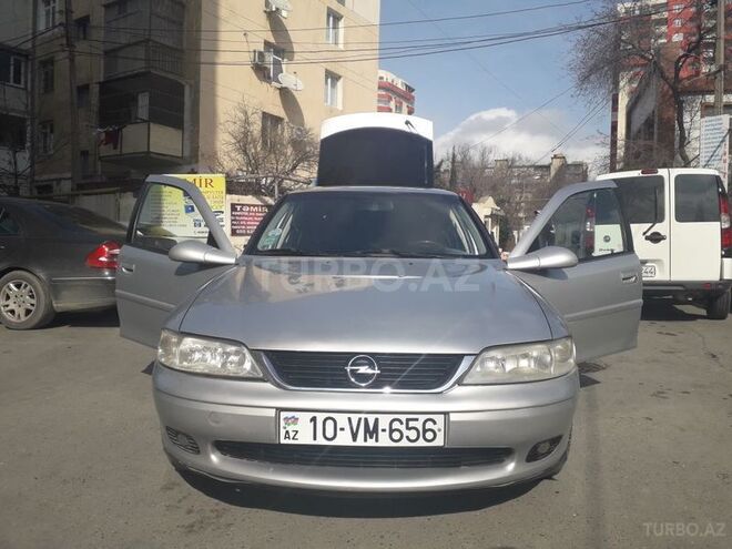 Opel Vectra 1999, 259,000 km - 1.8 l - Bakı